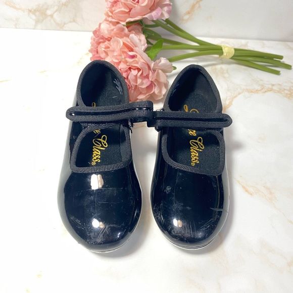 No Brand Other - Little Girl tap dance shoes. Size 9.5